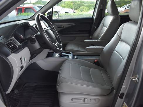 Used 2019 Honda Pilot EX-L image 3