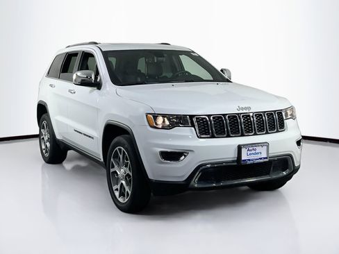 Used 2022 Jeep Grand Cherokee Limited image 3