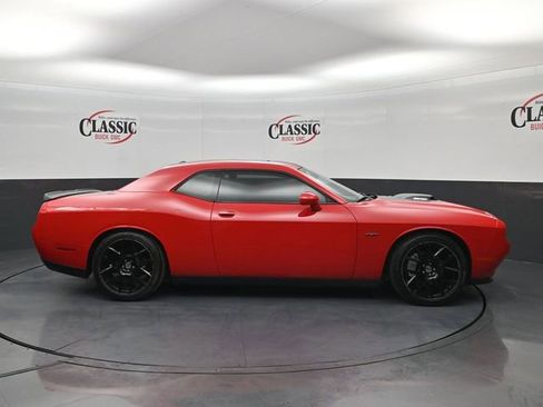 Used 2015 Dodge Challenger R/T image 6