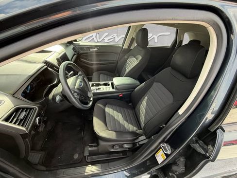 Used 2024 Ford Edge SE w/ Black Appearance Package AWD/4WD image 19