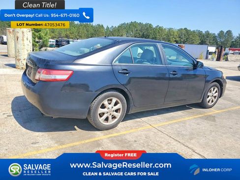 Used 2011 Toyota Camry LE w/ LE Extra-Value Pkg image 4