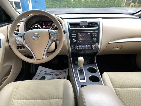 Used 2015 Nissan Altima 2.5 SV image 7