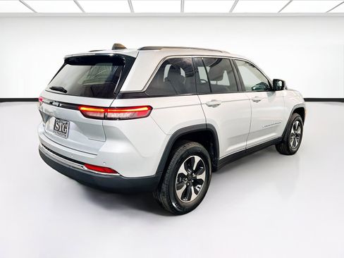 Used 2022 Jeep Grand Cherokee Limited 4xe AWD/4WD image 4