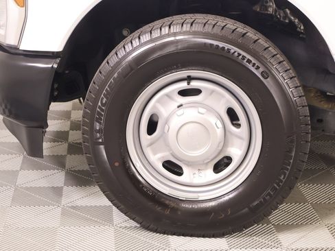 Used 2026 Ford F250 XL RWD image 13