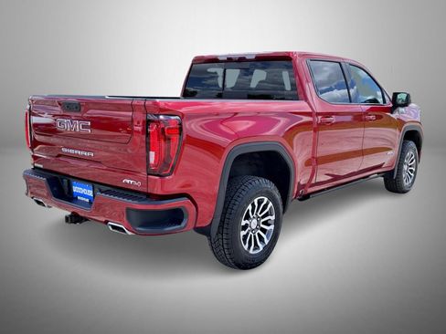 Used 2023 GMC Sierra 1500 AT4 w/ Technology Package AWD/4WD image 5