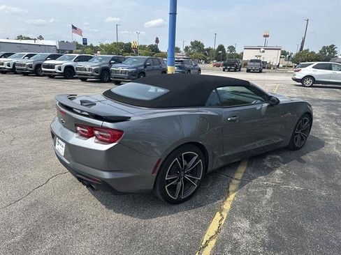 Used 2021 Chevrolet Camaro LT w/ Technology Package RWD image 22