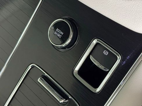 New 2026 Lincoln Aviator AWD image 33