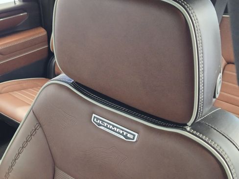 Used 2024 GMC Sierra 2500 Denali Ultimate image 15