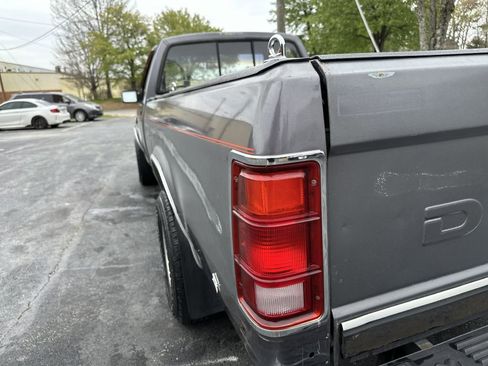 Used 1989 Dodge Dakota image 5