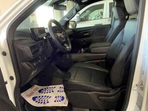 Used 2024 Chevrolet Silverado EV W/T image 9