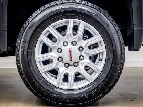 Used 2023 GMC Sierra 2500 SLT AWD/4WD image 37