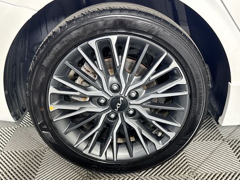 Used 2024 Kia Forte GT-Line w/ GT-Line Premium Package FWD image 31