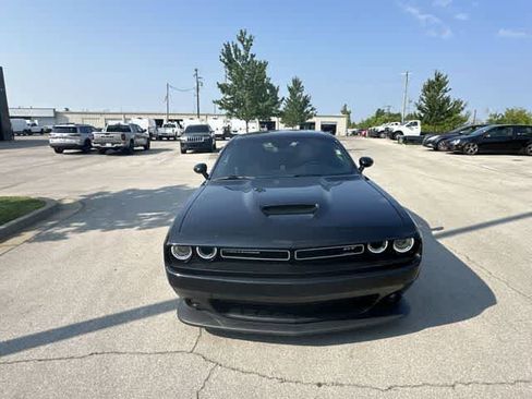 Used 2022 Dodge Challenger GT RWD image 6