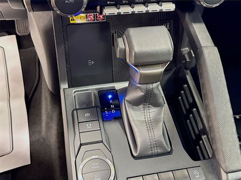 Used 2024 Toyota Tacoma SR5 RWD image 16