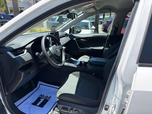 Used 2023 Toyota RAV4 XLE FWD image 3