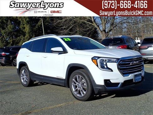 Certified 2023 GMC Terrain SLT w/ LPO, Floor Liner Package image 1