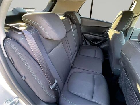 Used 2015 Chevrolet Trax LT w/ LT Sun and Sound Package image 27