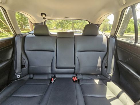 Used 2019 Subaru Outback 3.6R Limited AWD/4WD image 26