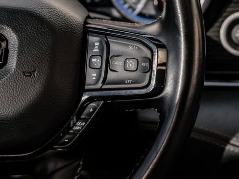 Used 2022 RAM 1500 Limited AWD/4WD image 16
