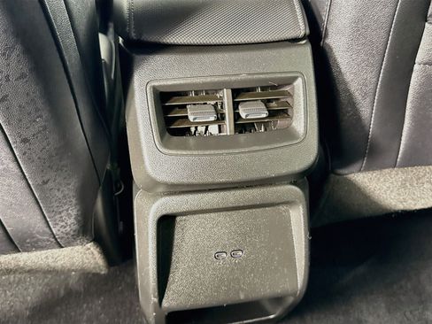 Used 2025 Chevrolet Equinox EV LT w/ Convenience Package FWD image 27