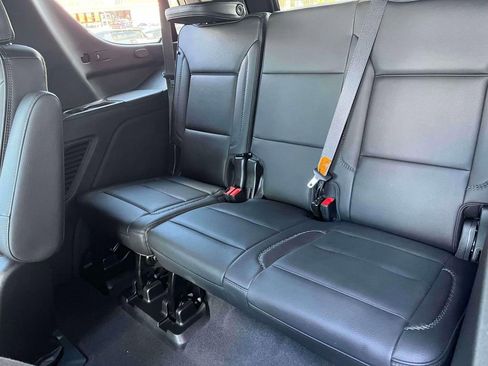 Used 2024 GMC Yukon Denali w/ Max Trailering Package image 17