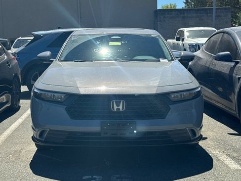 Used 2024 Honda Accord EX-L image 3