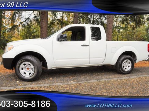 Used 2015 Nissan Frontier S image 5