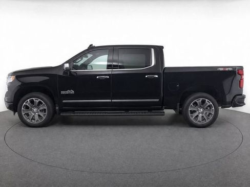 Used 2018 Chevrolet Silverado 1500 High Country AWD/4WD image 7