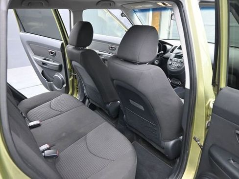Used 2013 Kia Soul FWD image 18