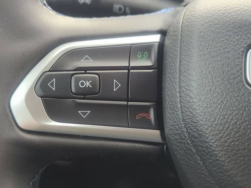 Used 2022 Jeep Compass Latitude AWD/4WD image 15