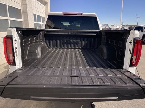 Used 2025 GMC Sierra 1500 AT4 AWD/4WD image 23