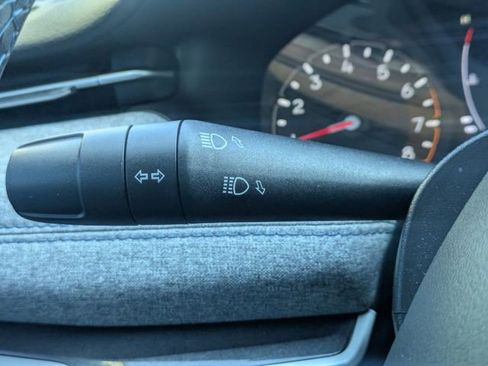 Used 2022 Jeep Compass Latitude FWD image 25