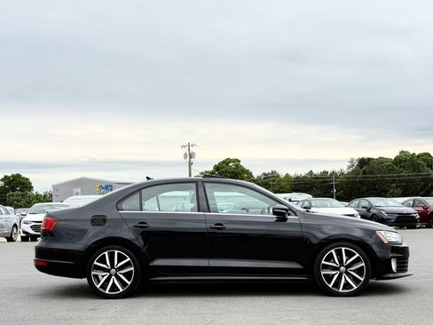 Used 2013 Volkswagen Jetta GLI Autobahn FWD image 8