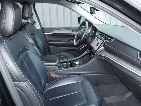 Used 2022 Jeep Grand Cherokee L Limited image 28