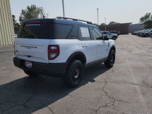 Certified 2023 Ford Bronco Sport Outer Banks w/ Tech Package AWD/4WD image 9