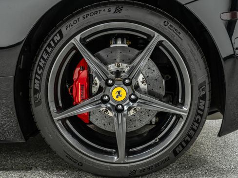 Used 2012 Ferrari 458 Italia Coupe image 10