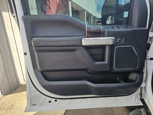 Used 2022 Ford F350 Lariat w/ Lariat Ultimate Package image 10