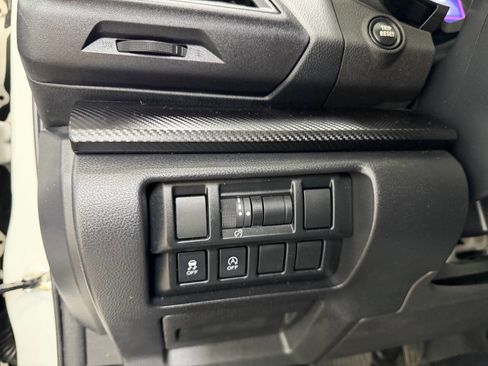 Used 2022 Subaru Crosstrek 2.0i image 23