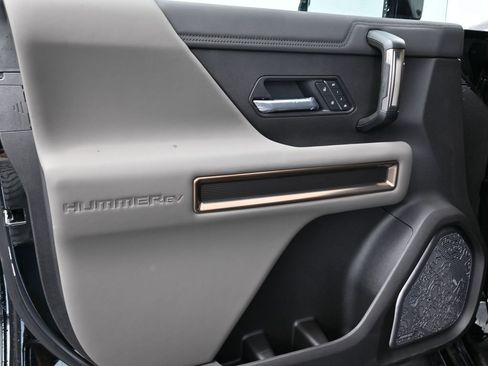 New 2025 GMC Hummer EV 2X w/ LPO, Sport Package image 16