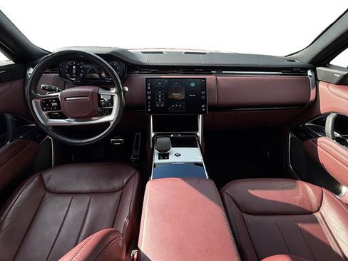 Used 2024 Land Rover Range Rover SE AWD/4WD image 12