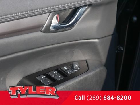Used 2025 MAZDA CX-5 AWD 2.5 S w/ Preferred Package image 21