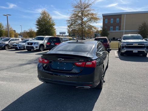 Used 2023 Chevrolet Malibu RS image 8