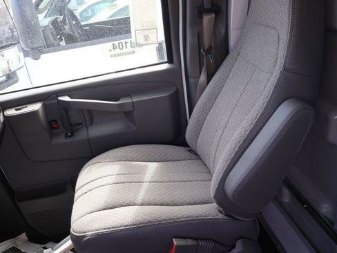 New 2025 GMC Savana 3500 w/ Power Convenience Package RWD image 18