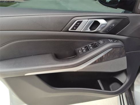 Used 2024 BMW X5 sDrive40i w/ Premium Package RWD image 17