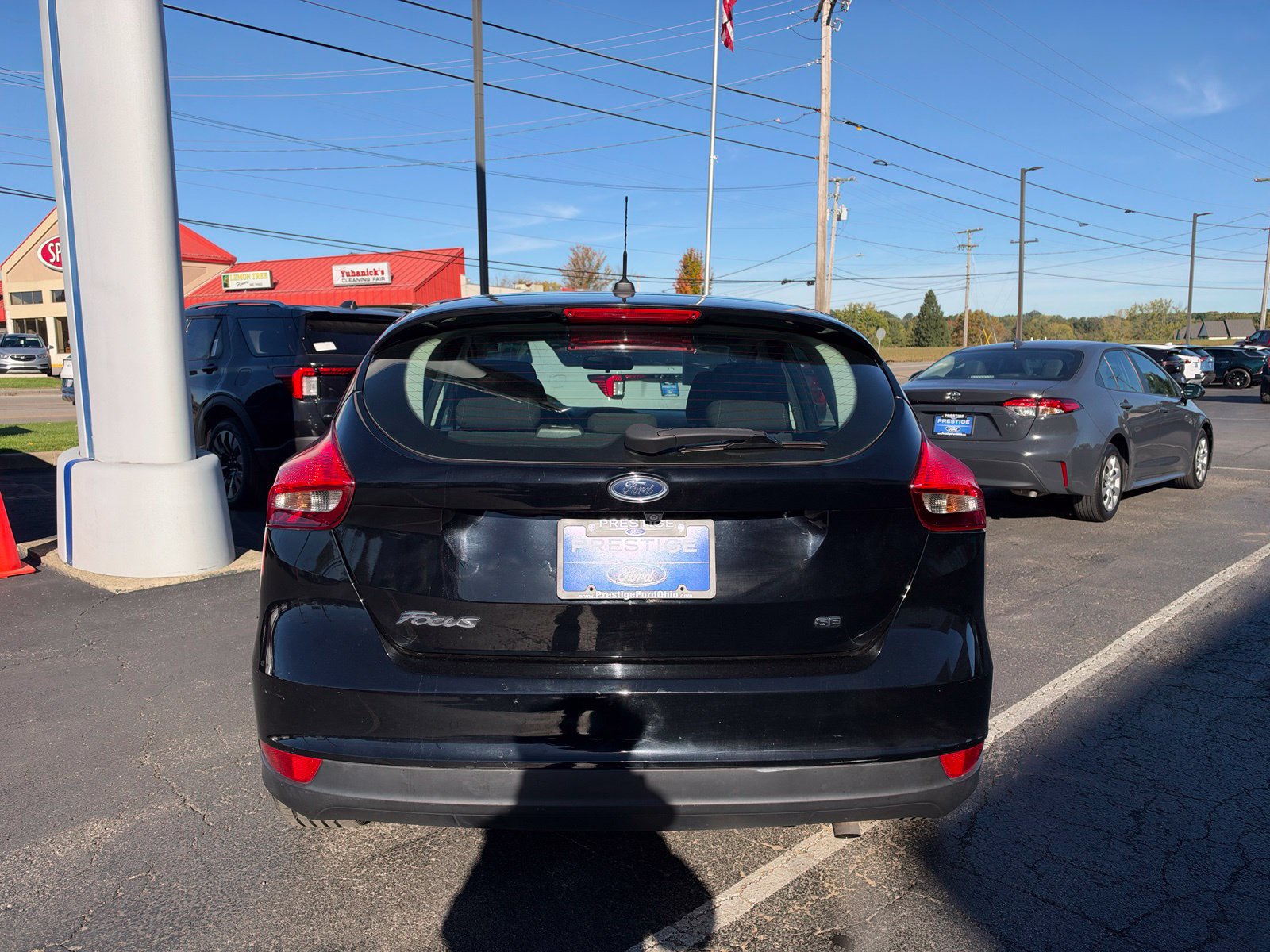 Used 2018 Ford Focus SE FWD image 4