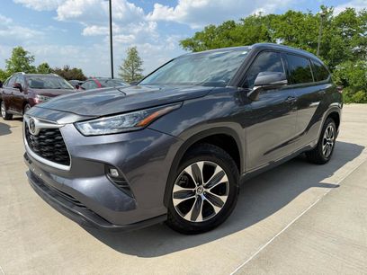 Used 2020 Toyota Highlander XLE