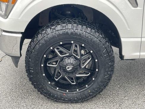 Used 2021 Ford F150 XLT w/ Equipment Group 301A Mid image 11