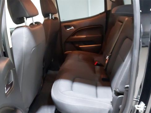 Used 2022 Chevrolet Colorado LT w/ LT Convenience Package image 21