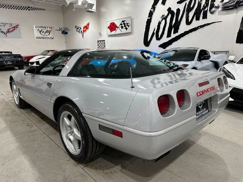 Used 1996 Chevrolet Corvette Coupe RWD image 21