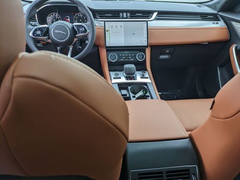 New 2026 Jaguar F-PACE R-Dynamic S image 23